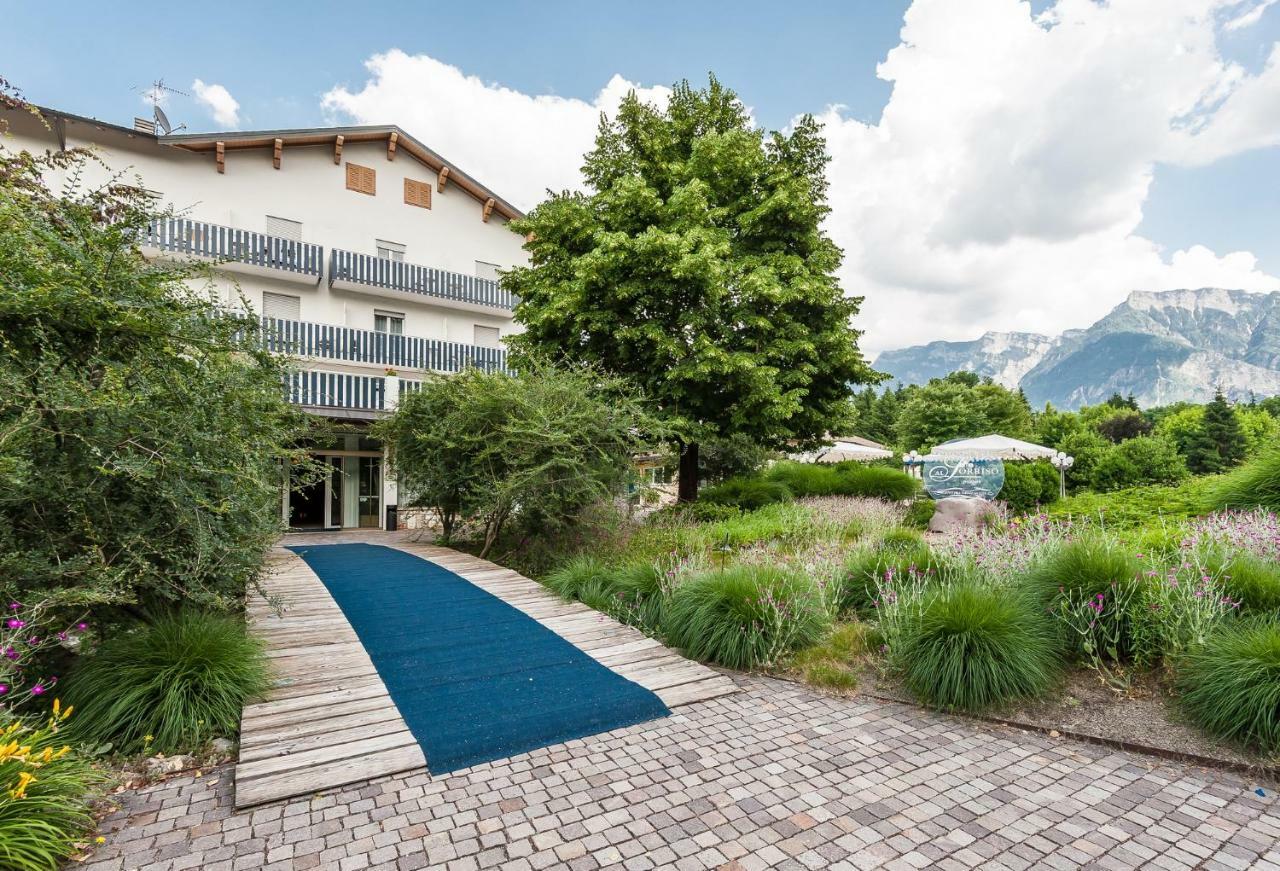 Hotel Al Sorriso Greenpark & Wellness Levico Terme Exterior photo